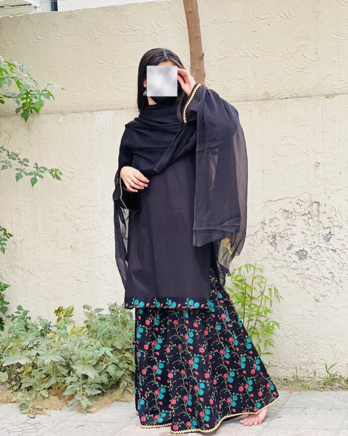 Black with Multicolor Embroidery With simpl Duputa - Image 2